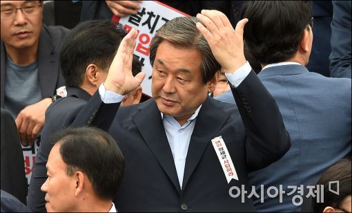 [포토]결의대회 참석한 김무성 전 대표