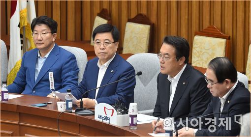 [포토]발언하는 정진석 원내대표