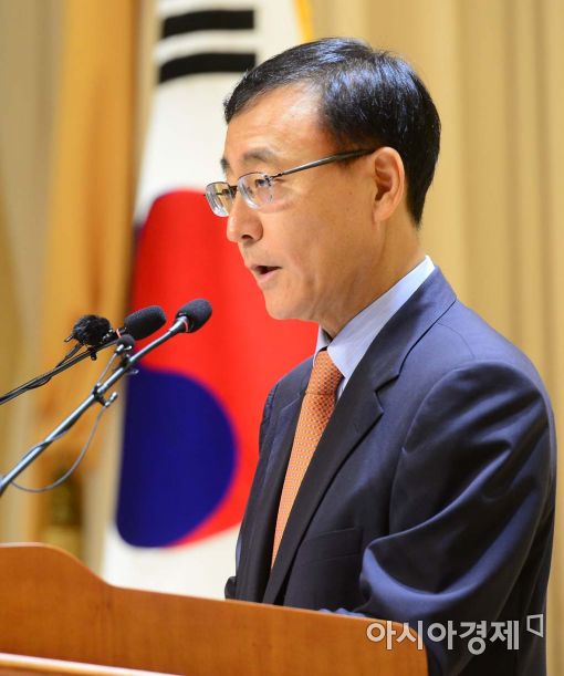 [포토]김수남 검찰총장 "검찰 명예 바닥" 