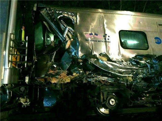 美뉴욕서 열차 탈선…최대 100여명 부상