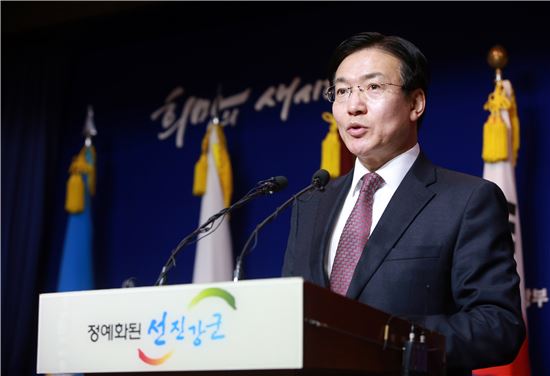 국방부, '간호장교 인터뷰 靑과 사전조율' 의혹 부인