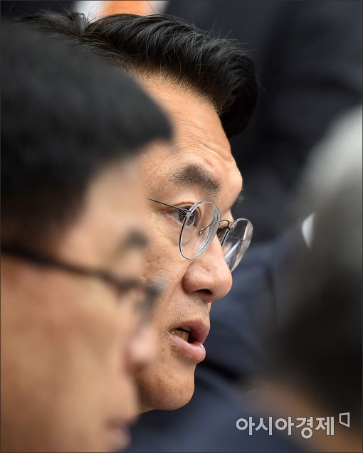 [포토]발언하는 정진석 원내대표