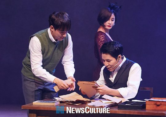 김태형 연출은 “쇼케이스부터 차근차근 진행해 연습 기간이 길었다”며 “배우들이 캐릭터를 만나고 그 마음을 이해하고 고민하는 시간이 여유가 있다 보니 조금 더 깊이 있는 연기를 선보일 수 있게 된 것 같다”고 말했다.(뉴스컬처)