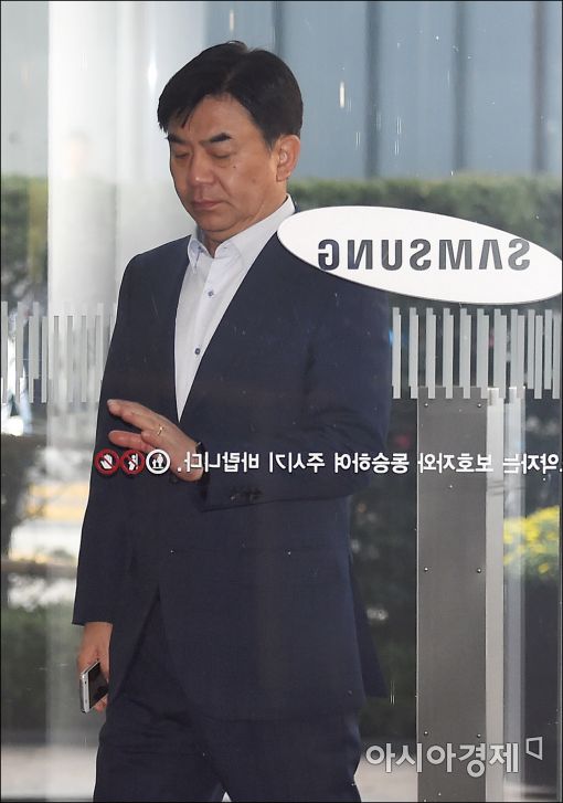 [포토]회의 참석하는 김현석 삼성전자 VD 사업부 사장