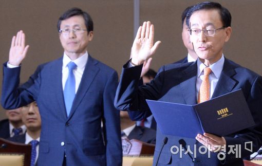 [포토]김수남 검찰총장, 증인선서