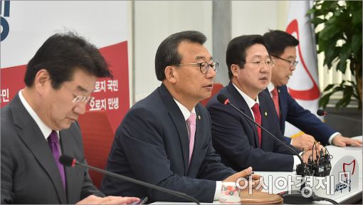 與, '北 인권 결의안 기권 조사 TF 구성'…"文 대북관 위험"