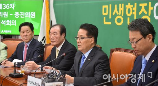 대선 '전진' VS 의제 '후퇴'…"정책 실종·정쟁 봇물"