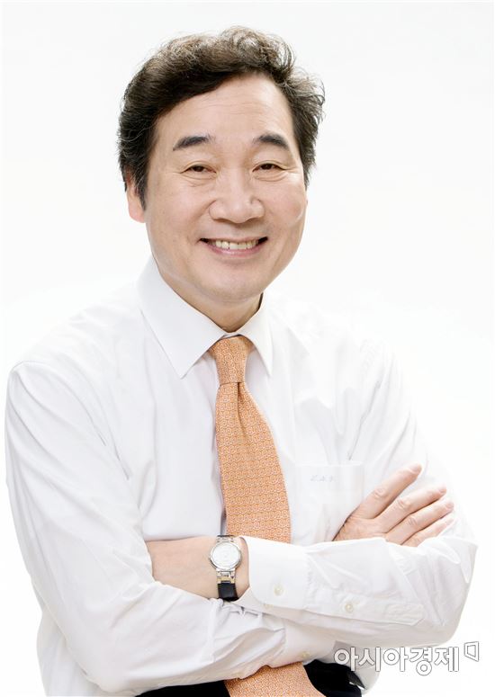 이낙연 전남지사, 미래경영부문 경제리더 대상 수상