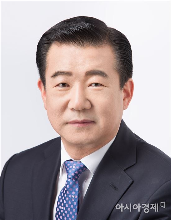 (주)뉴보텍 한거희 대표이사 회장