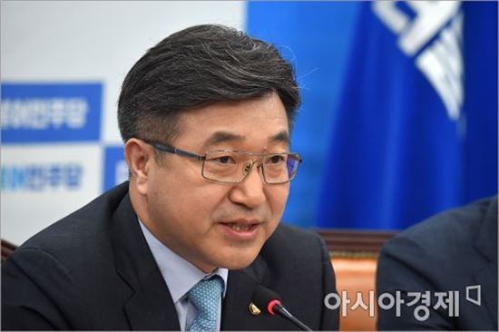 윤호중 "민주당, 朴-崔 재산환수법 추진…공소시효 배제할 것"