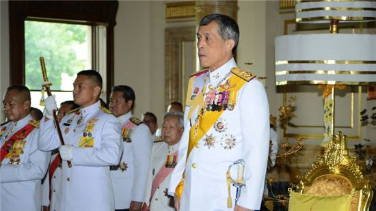 마하 와치랄롱꼰 태국 국왕 모습. 2016년 12월 부왕인 푸미폰 국왕의 서거로 왕위를 물려받은 이후 최근에 자산승계가 마무리된 것으로 알려졌다.(사진=AP연합뉴스)
