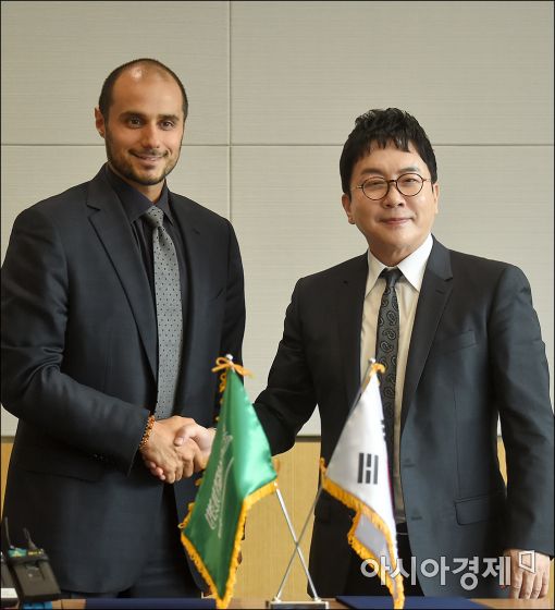 [포토]썬코어 투자 의향 밝힌 칼리드 사우디 왕자