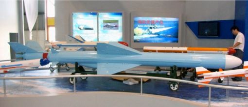 중국의YJ-12 초음속 미사일의 수출형 
