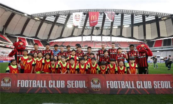 맥도날드, '어린이 축구교실' 올해 10주년…'스페셜 데이' 개최