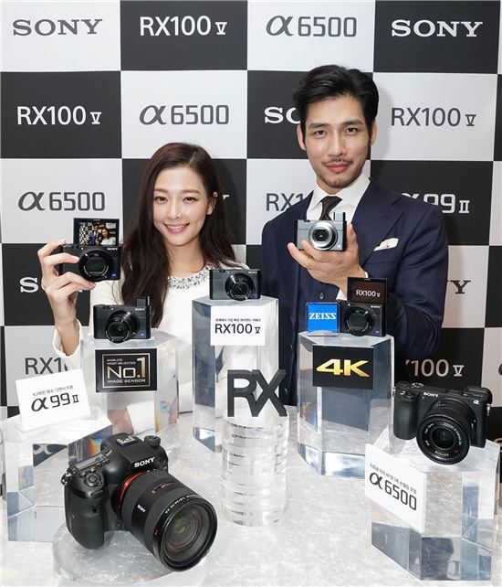 "초고속 AF 탑재" 소니, 전략 카메라 3종 공개