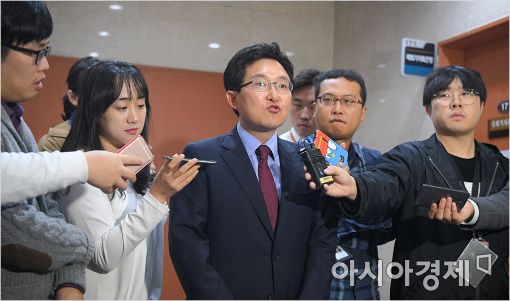 김용태 "대통령 탈당해야…우병우 사퇴·이정현 사과하라"