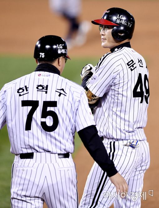 [포토]문선재, '타격감 살아났어요!'