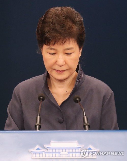 박근혜 대통령 지지율 25.8%, 대국민 사과 이전 여론조사이기에…얼마나 더 떨어질까 