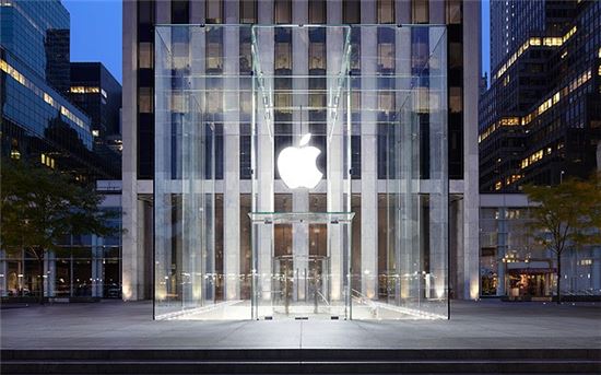 애플 실적에 표정 굳어진 월가…블룸버그 "갤노트7 효과 없나"
