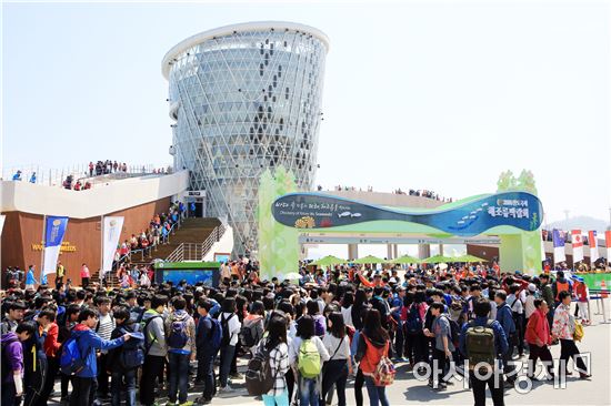 완도군, SNS 홍보로 해외 관광객 유치한다