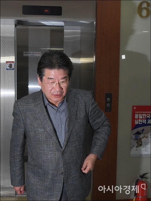 [포토]강석호 의원, 비공개 최고위 참석