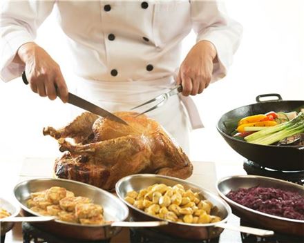 호텔가, 크리스마스·연말시즌 맞아 '칠면조 요리' 봇물(종합)