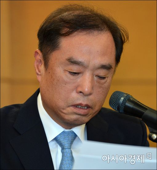 [포토]울먹이는 김병준 총리 후보자