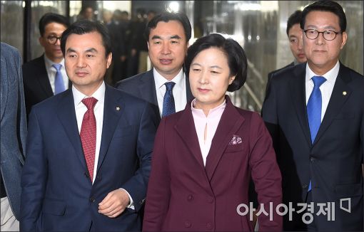 추미애 “박 대통령의 대국민담화, 진정성 없는 개인 반성문”