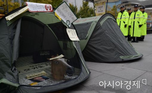 [포토]텐트 안