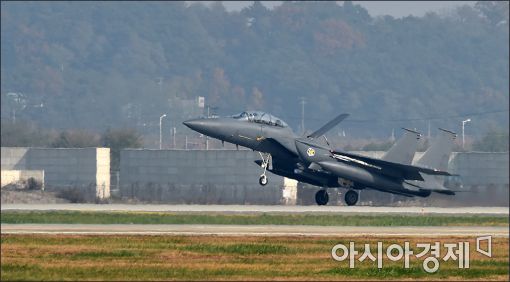 [포토]이륙하는 F-15 전투기