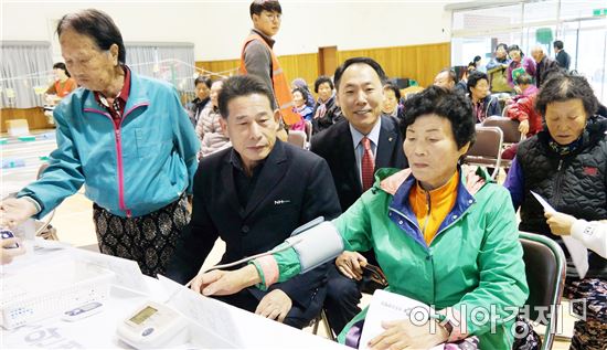 전남농협 “행복버스”농촌 어르신 건강지킴이 성료