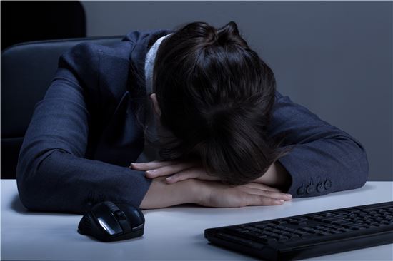 수면부족·교대근무, 우울증 확률 4배 높여