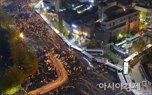 [포토]경복궁으로 모이는 촛불행렬