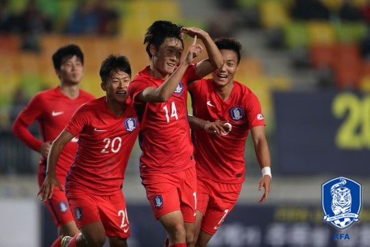 '엄원상 결승골' 한국, 나이지리아 3-0 완파 '수원컵 우승'