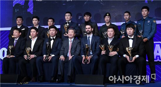 두산 니퍼트, KBO 역대 네 번째 외국인 MVP(종합)