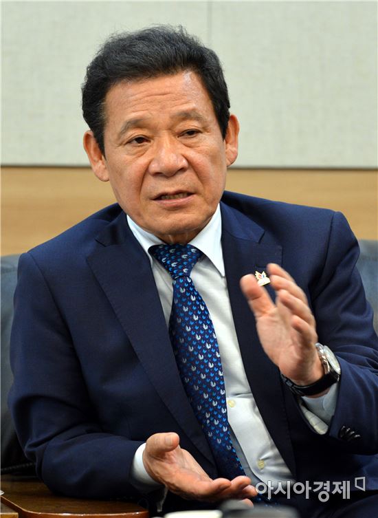 “세월오월 전시 철회, 김종 전 차관 압력 때문이었다” 