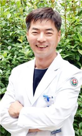 화순전남대병원 류성엽 교수,조기위암 획기적 수술법 선봬