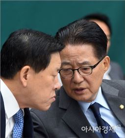 박지원 "탄핵요건 갖춰졌다…총리부터 선임해야"