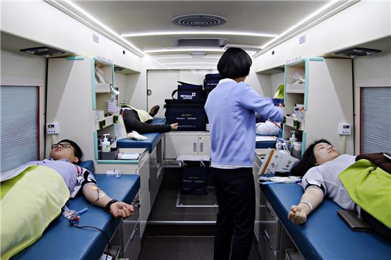 롯데칠성, 임직원 ‘사랑의 헌혈’ 캠페인 진행