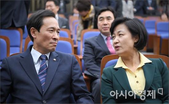 [朴, 퇴진 국회 일임]민주당 "내달 2일 탄핵 표결 추진"