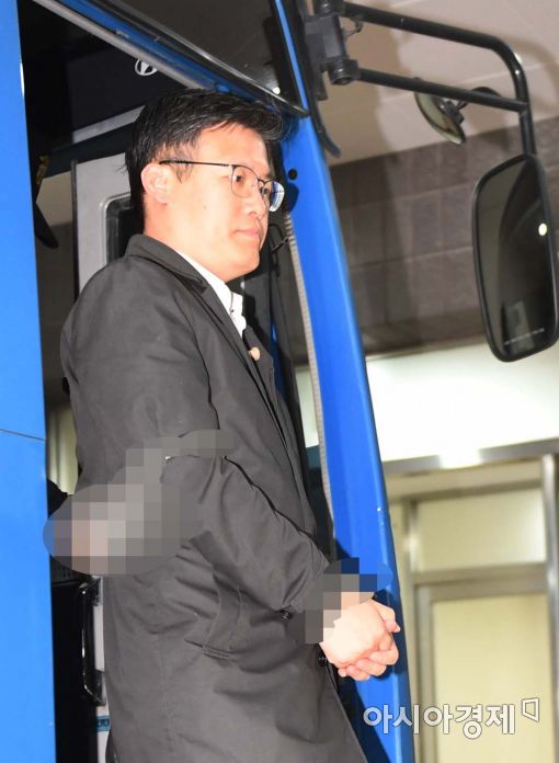 “정호성 모른다”던 김영재 부인, 통화 녹음파일 발견…딱 걸렸다