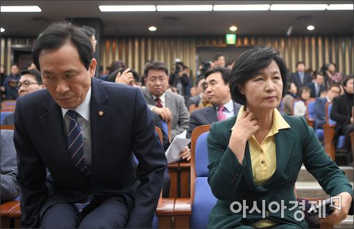 [포토]더불어민주당, 박근혜 대통령 탄핵 논의 긴급 의총