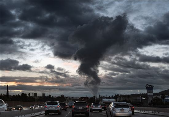 [포토]美 캘리포니아주에서 물러나는 태풍