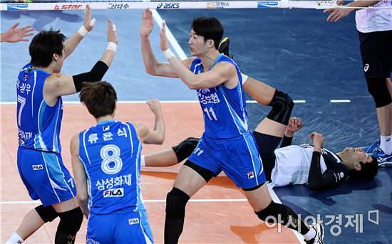 [포토]김명진, '스파이크 득점 성공이야'