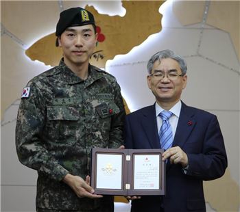 '군 복무' 배상문 "아너 소사이어티 회원"