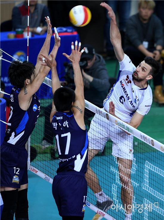 [포토]가스파리니, '위력적인 스파이크'