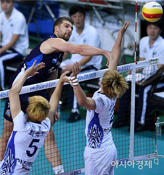 [포토]파다르, '영리한 득점'