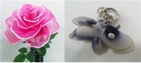 신던 스타킹 수집합니다?... 동네 전봇대 '괴박스'의 정체는