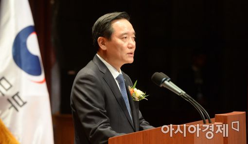 [포토]김현웅 "심사숙고 끝 사직 결정"