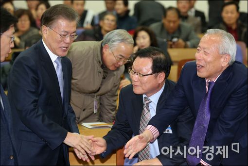 [포토]국민통합위원회 출범식 참석하는 문재인